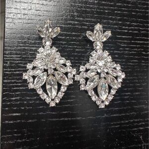 Elegant Silver Crystal Drop Earrings